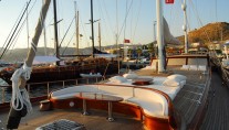 CARPE DIEM IV Deck Sunlounges